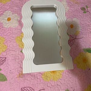 Wavy White Mirror small